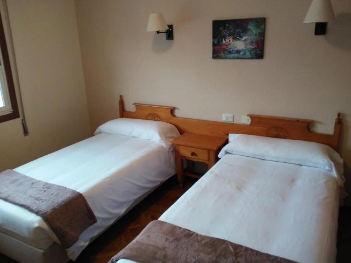 Albergue Hostal Sao Telmo Tui Extérieur photo