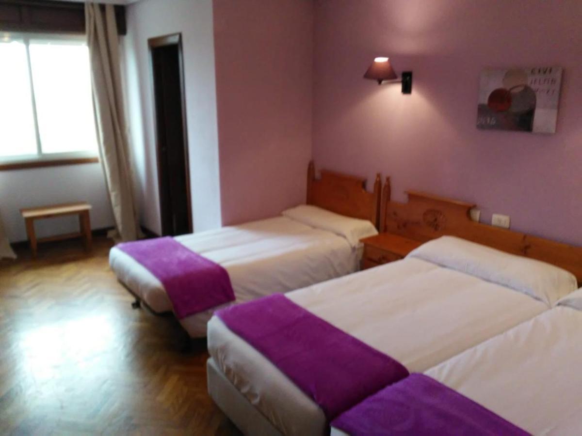 Albergue Hostal Sao Telmo Tui Extérieur photo